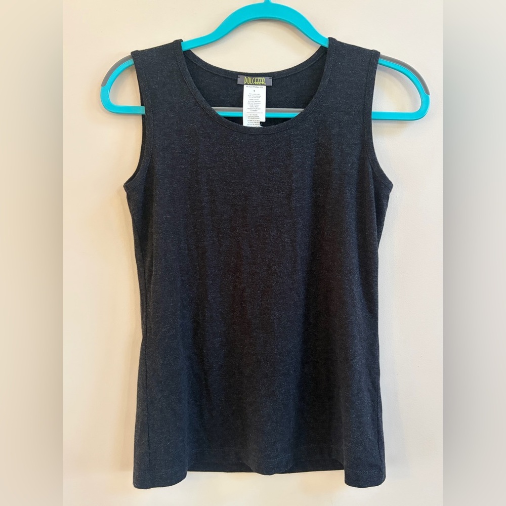 Dolcezza Michael Phillips Basic Gray Tank Top Sleeveless Shirt Casual Minimalist
